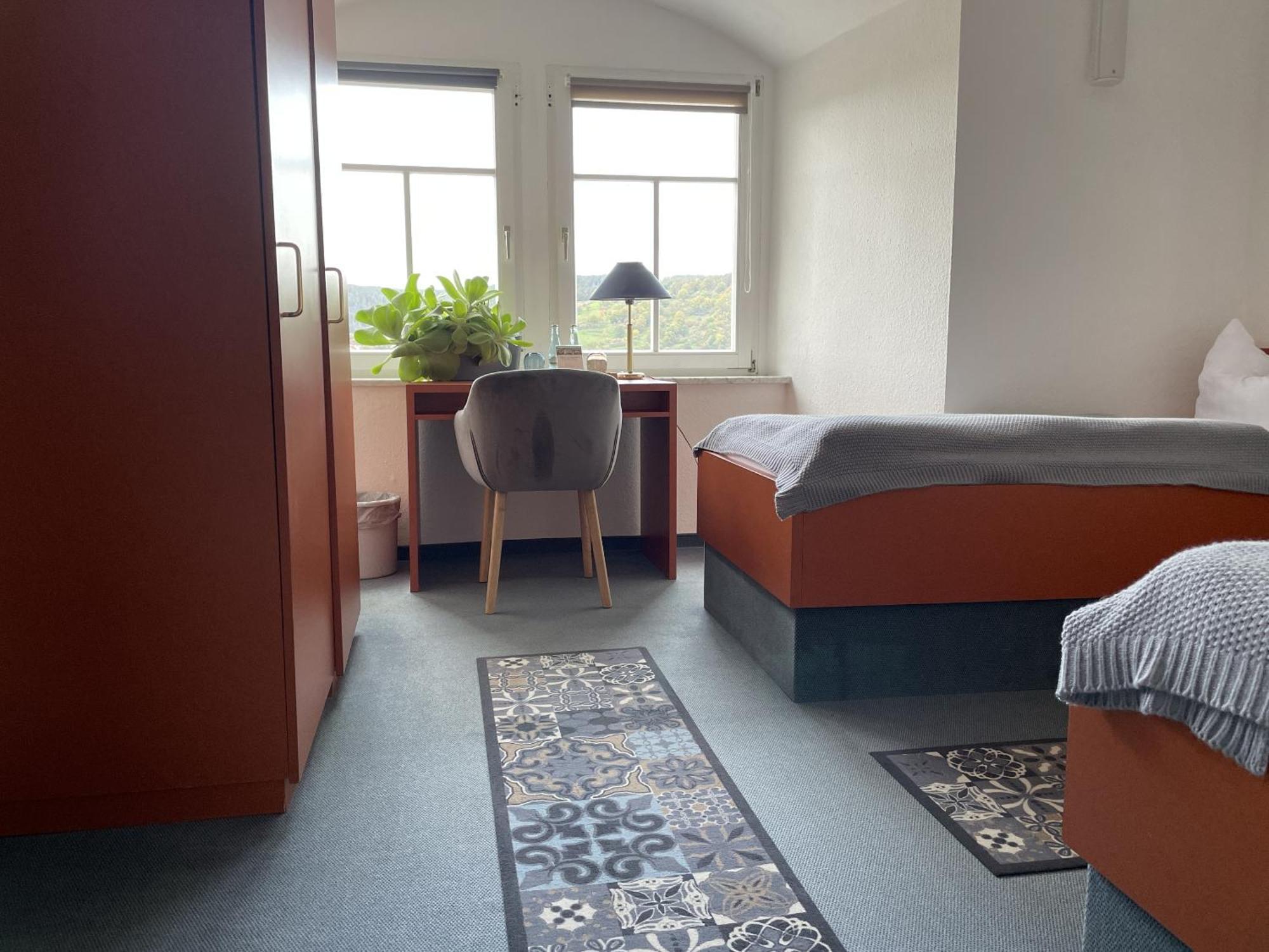 Hotel & Restaurant Schloss Weissenburg Uhlstädt Pokoj fotografie
