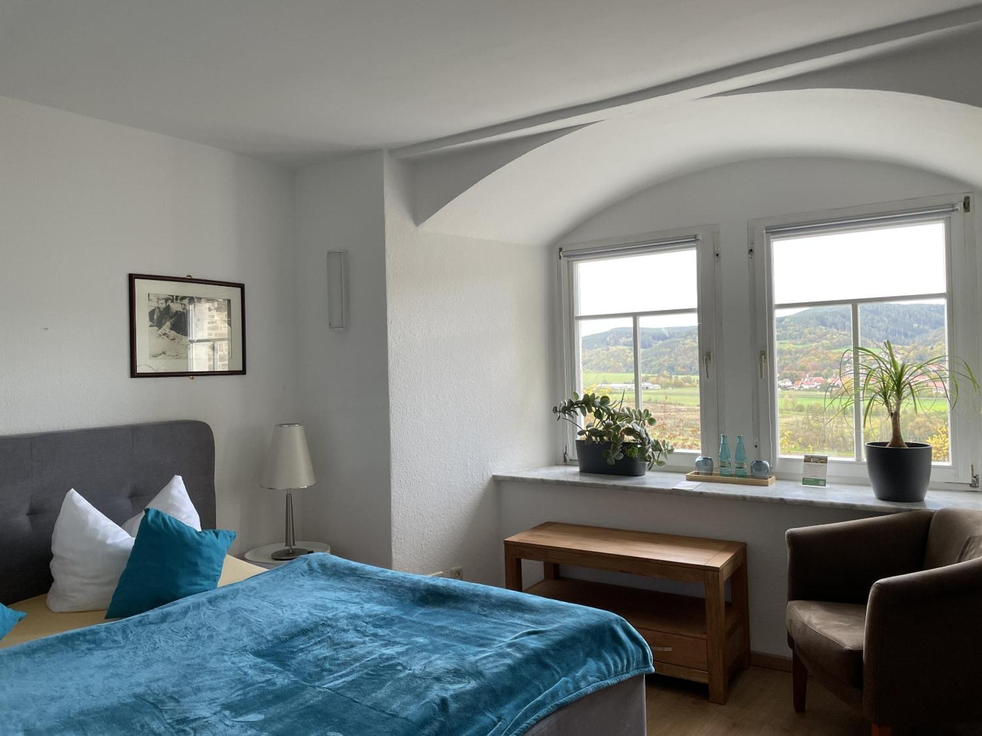 Hotel & Restaurant Schloss Weissenburg Uhlstädt Pokoj fotografie